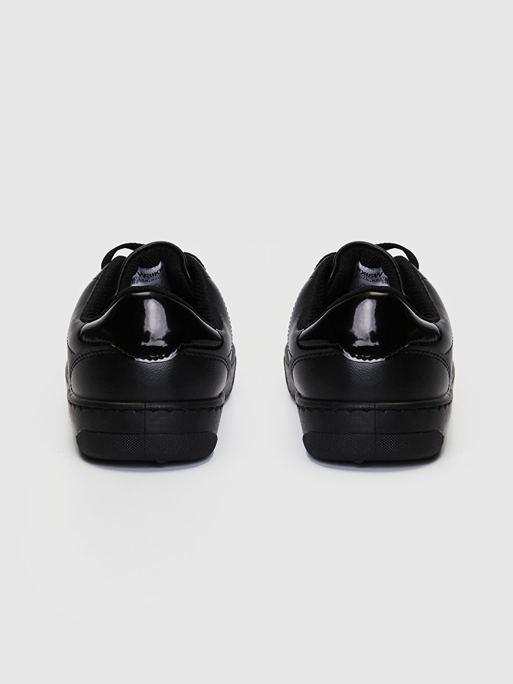 Кроссовки Женские На Шнуровке-3