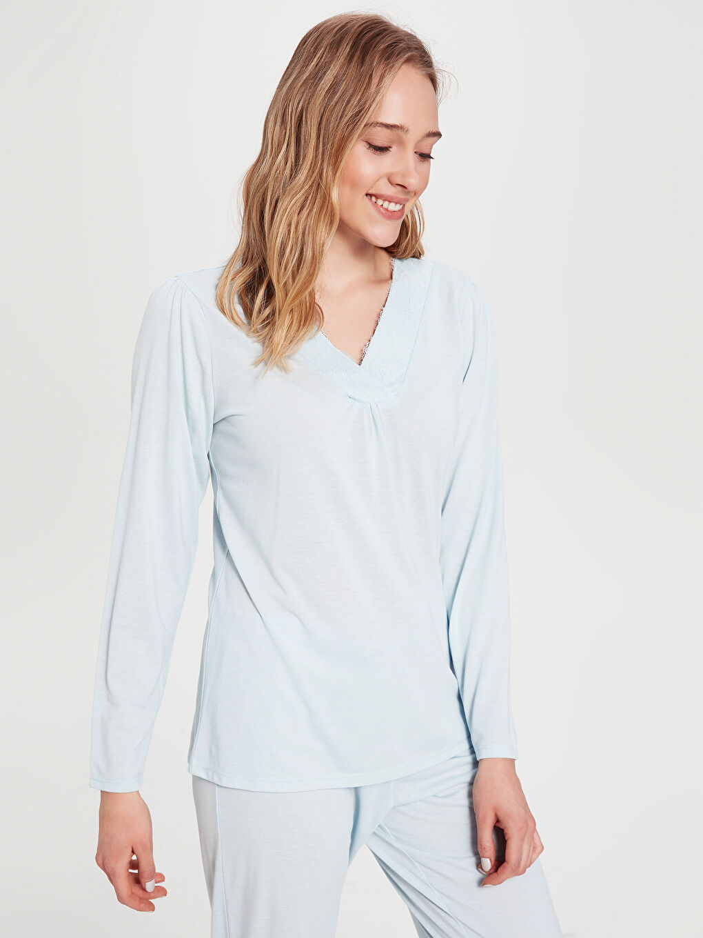 Mavi V Yaka Uzun Kollu Kadın Pijama Takım-3