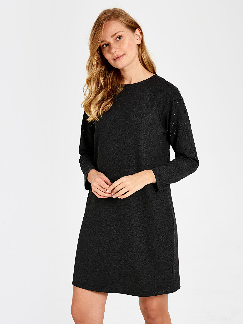 Robe à Manches Longues Coupe Régulière pour Femmes-1