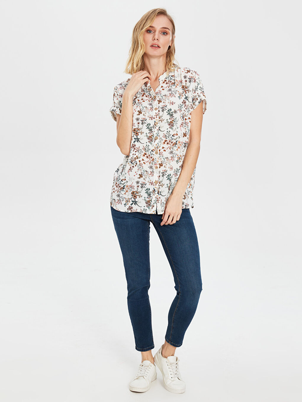 Chemise pour Femmes à Manches Courtes Froissée Coupe Régulière-4