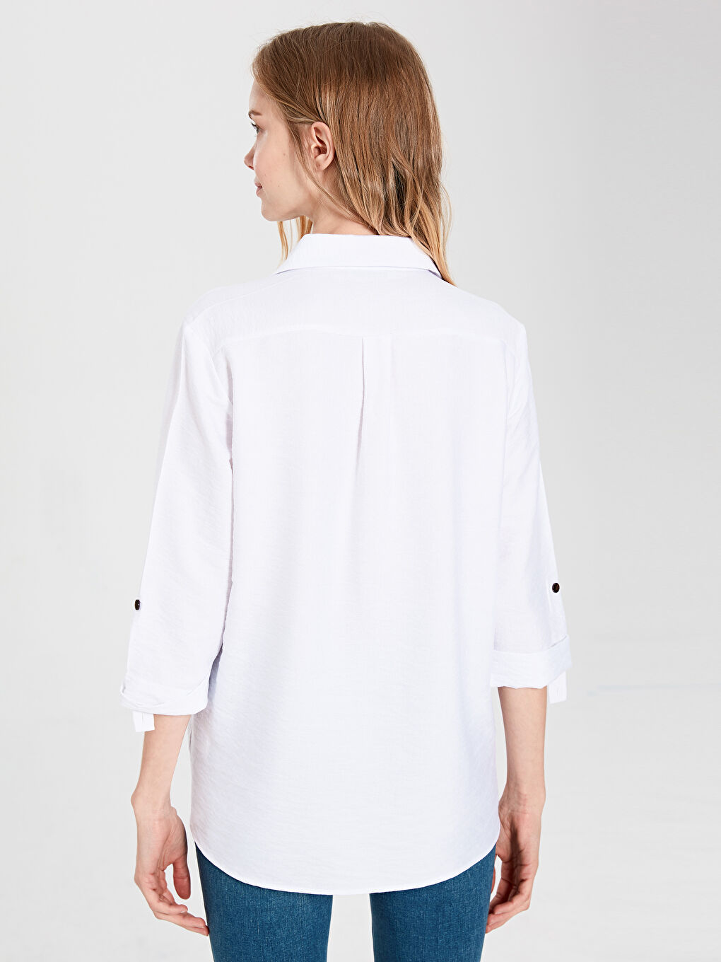 Beyaz Standart Fit Uzun Kollu Poplin Kadın Gömlek-3