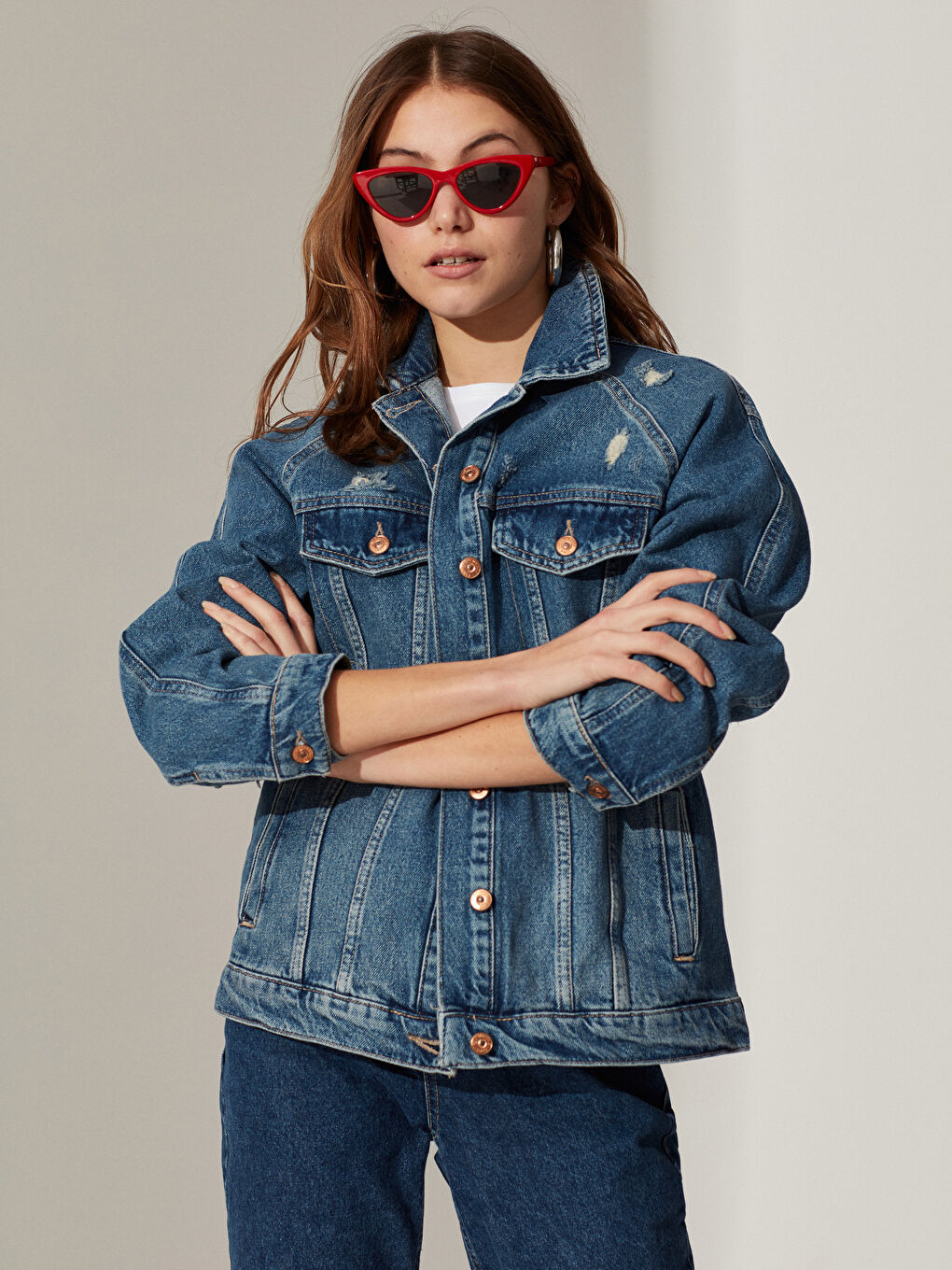 Detailed ripped Women Jean Jacket Long Sleeve-1