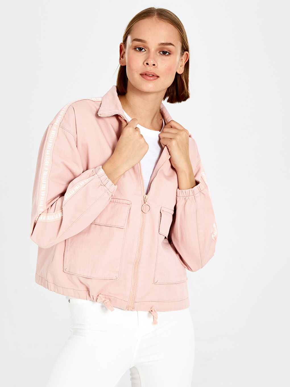 Pembe Dik Yaka Uzun Kollu Kadın Mont-2