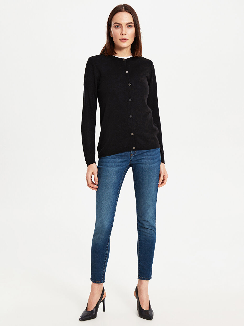 Siyah Bisiklet Yaka Düz Uzun Kollu Viskon Kadın Hırka-2