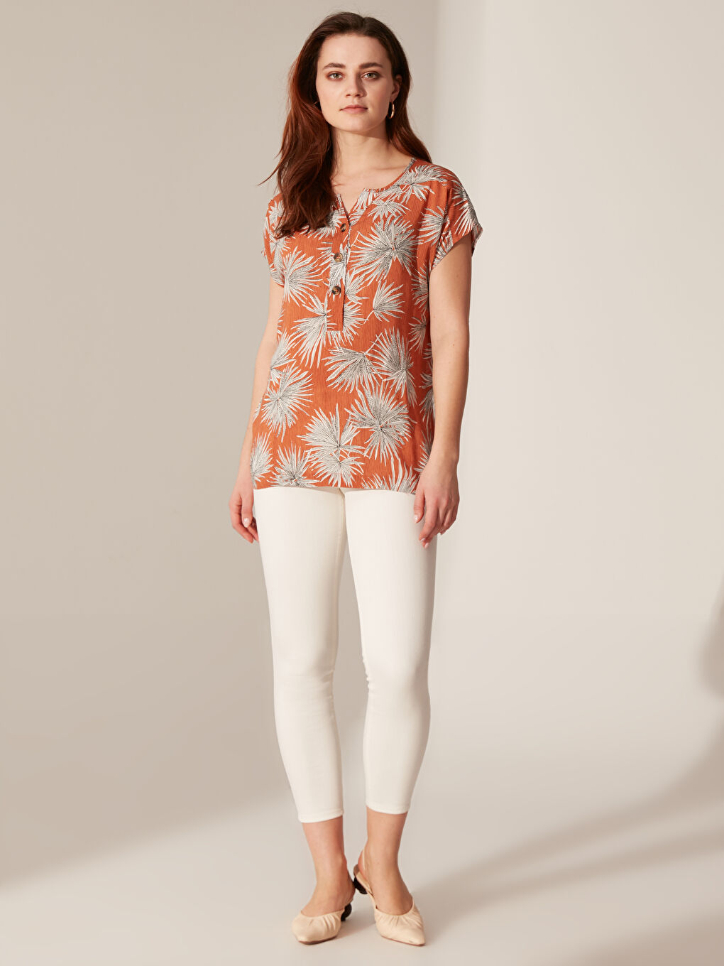 Blouse pour Femmes à Manches Courtes et Coupe Standard-1