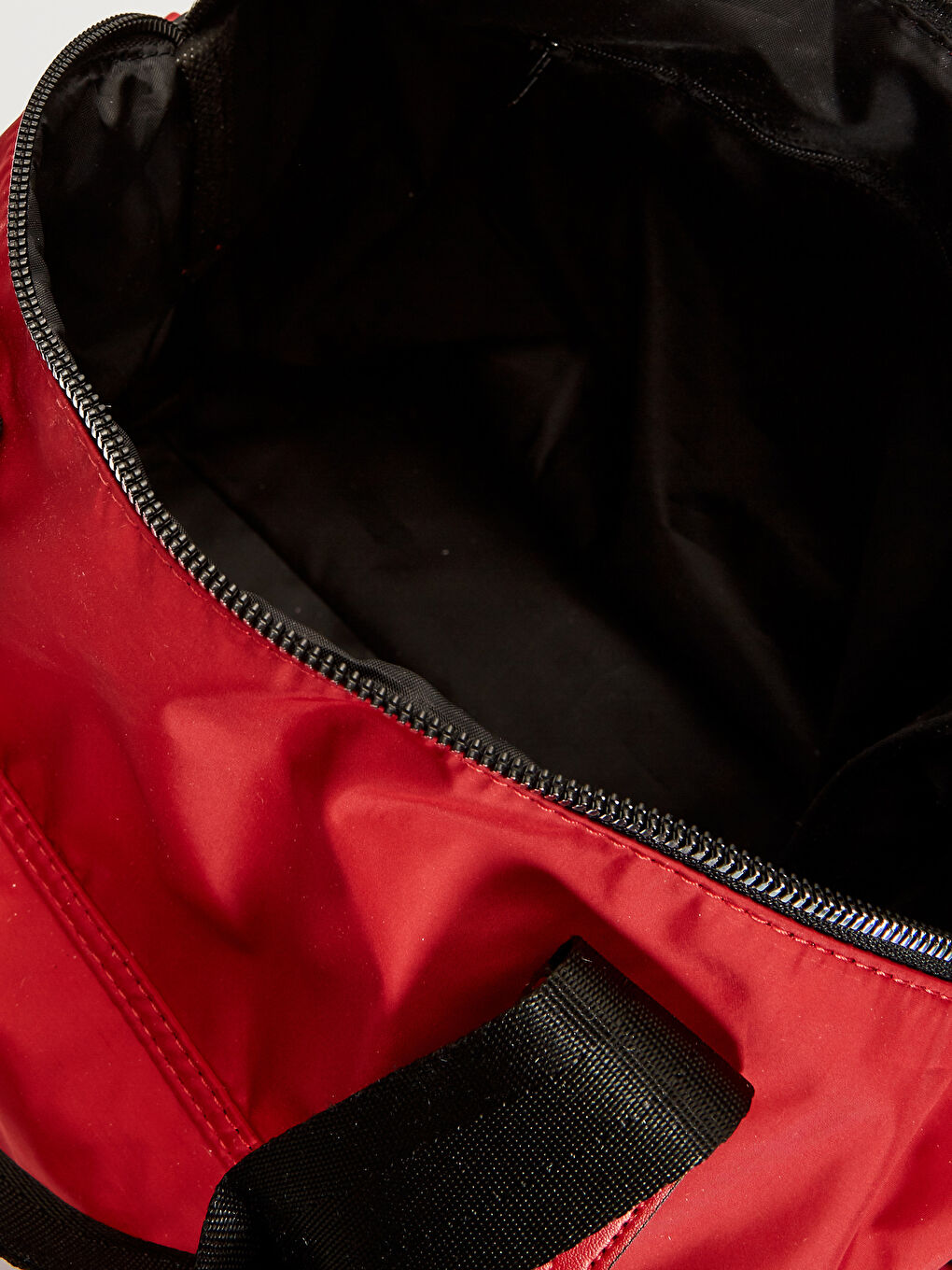 Kırmızı Kol Çantası-2