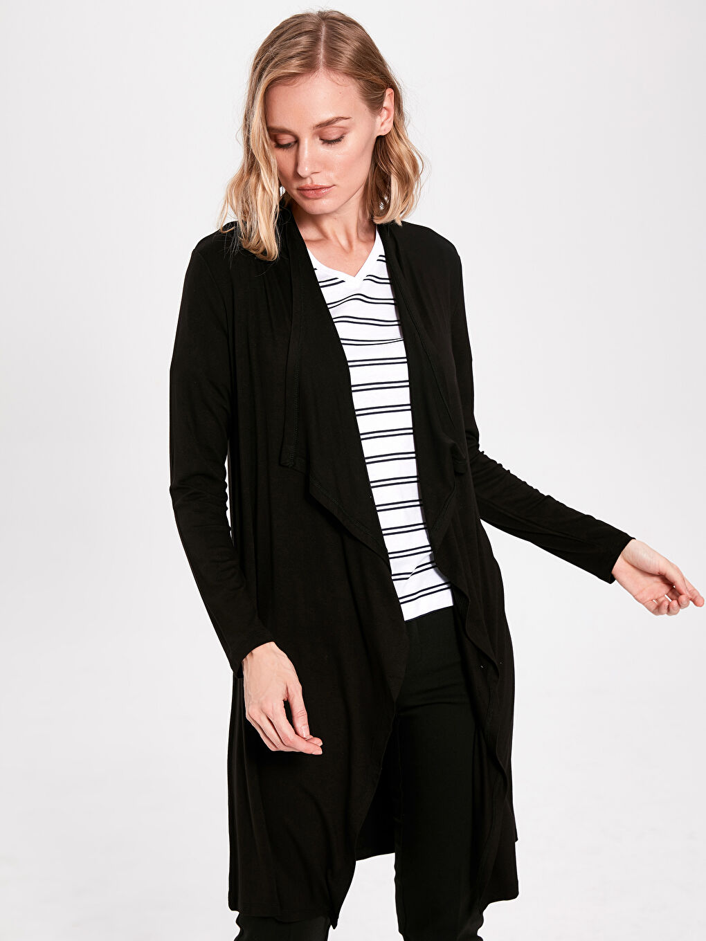 Woman BLACK Zip-Up Sweatshirt-1