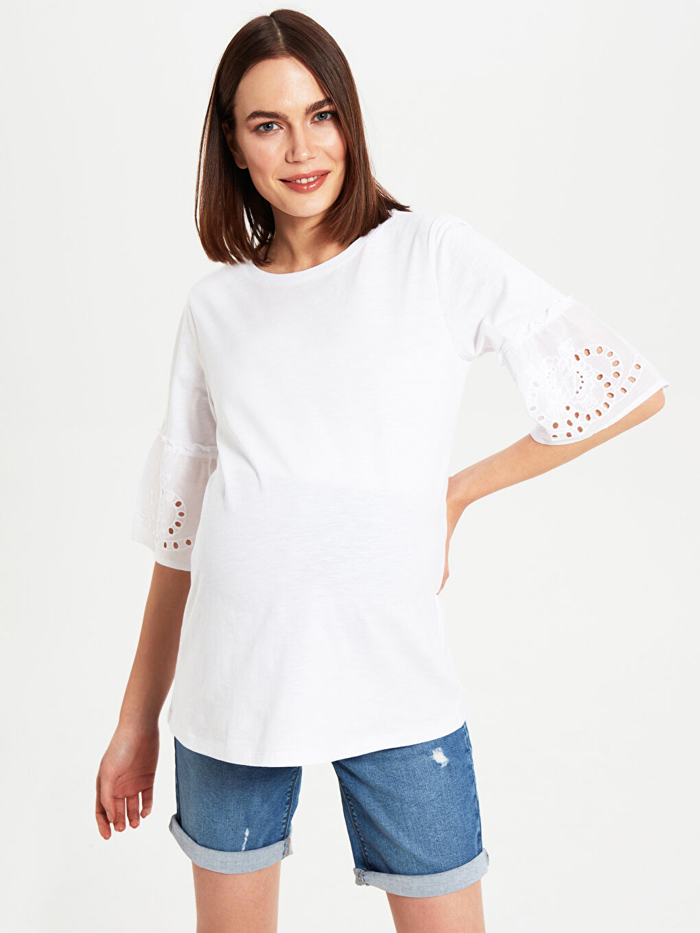 Beyaz Bisiklet Yaka Kısa Kollu Hamile Tişört-5