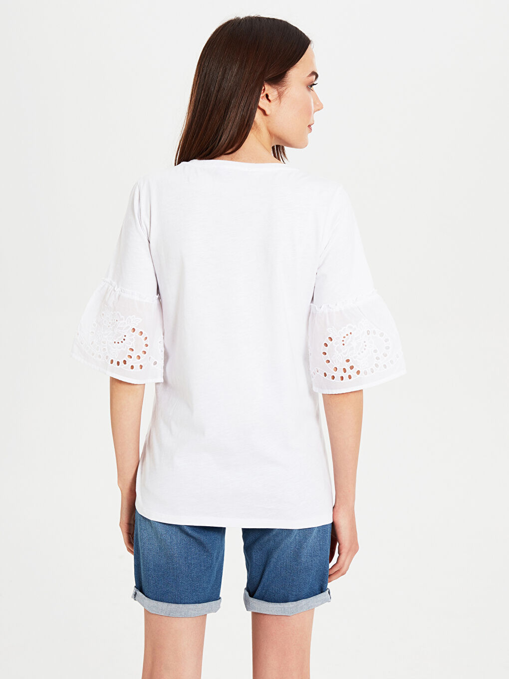 Beyaz Bisiklet Yaka Kısa Kollu Hamile Tişört-7