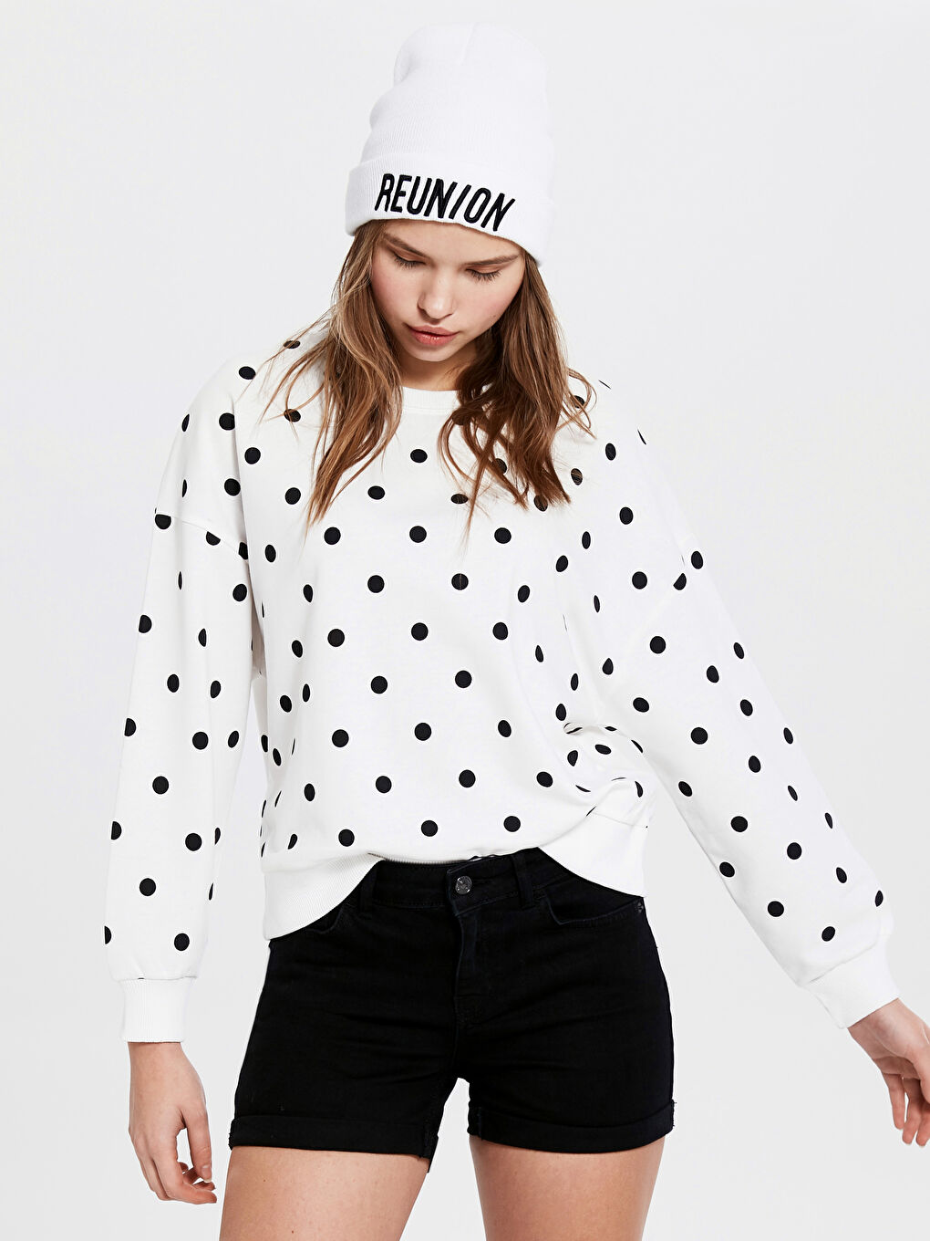 Siyah Normal Bel Cep Detaylı Kadın Jean Şort-1