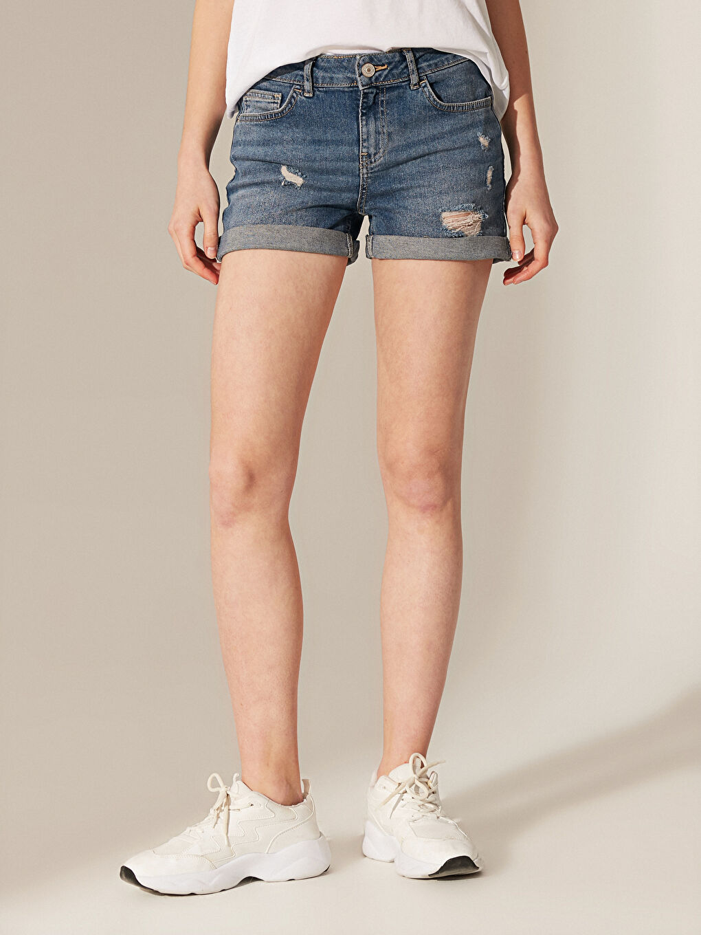 Джинсові шорти для жінок-1