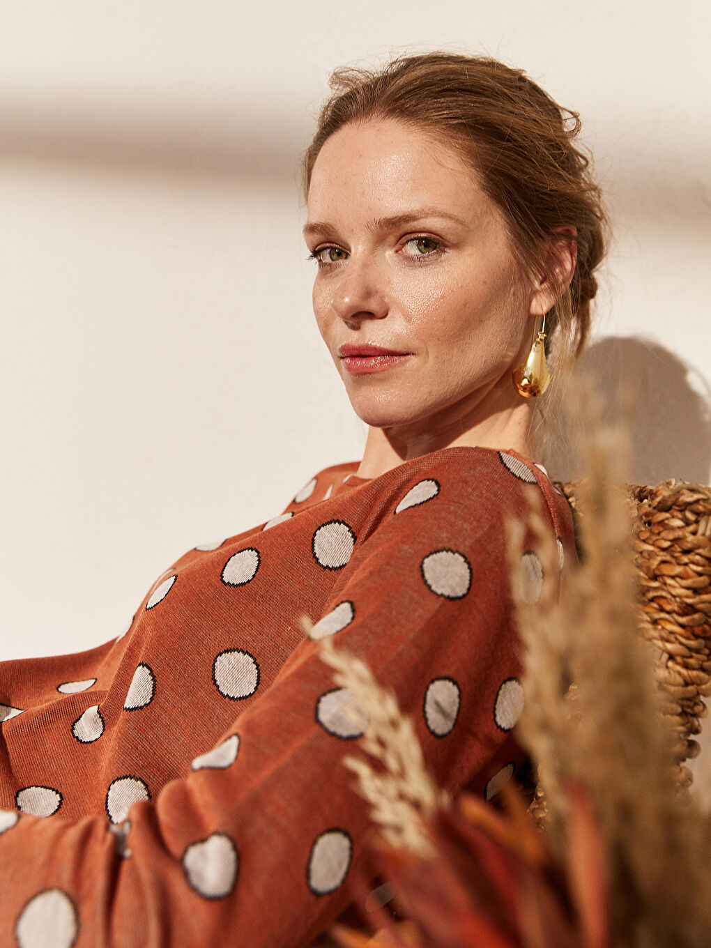 Kahverengi Puantiyeli Salaş Uzun Kollu Kadın Tunik-1