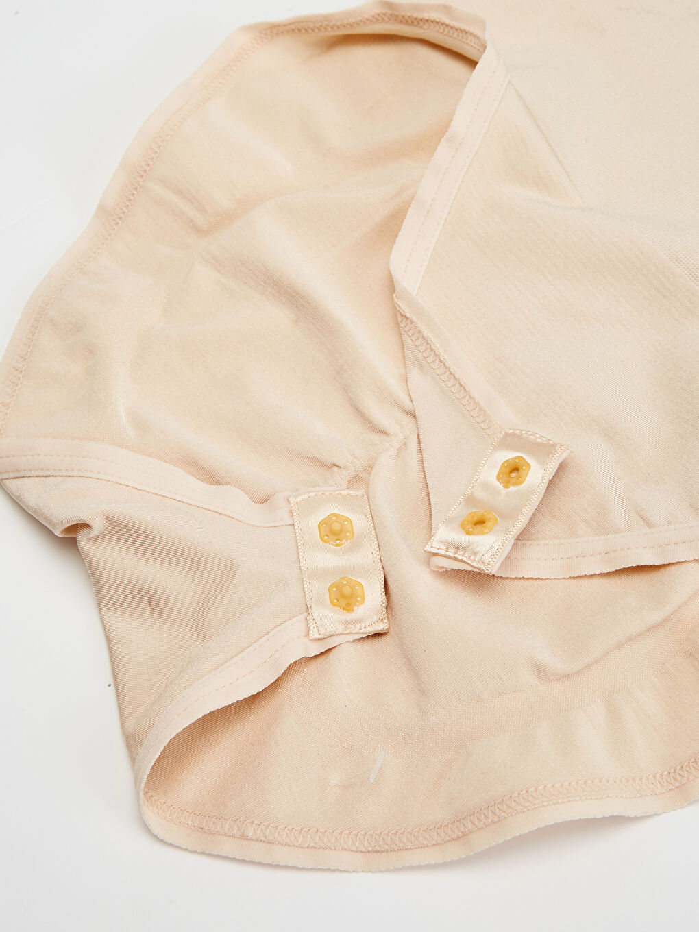 U Neck Standard Fit Women's Snap Fastener Body-2