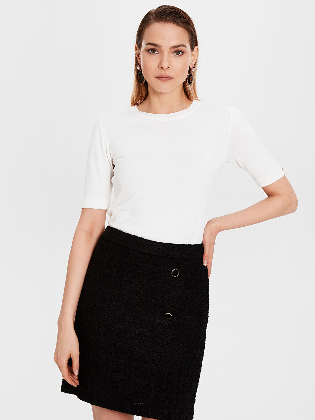 Kazakh Thin Flat Neck Short Sleeve Women-3