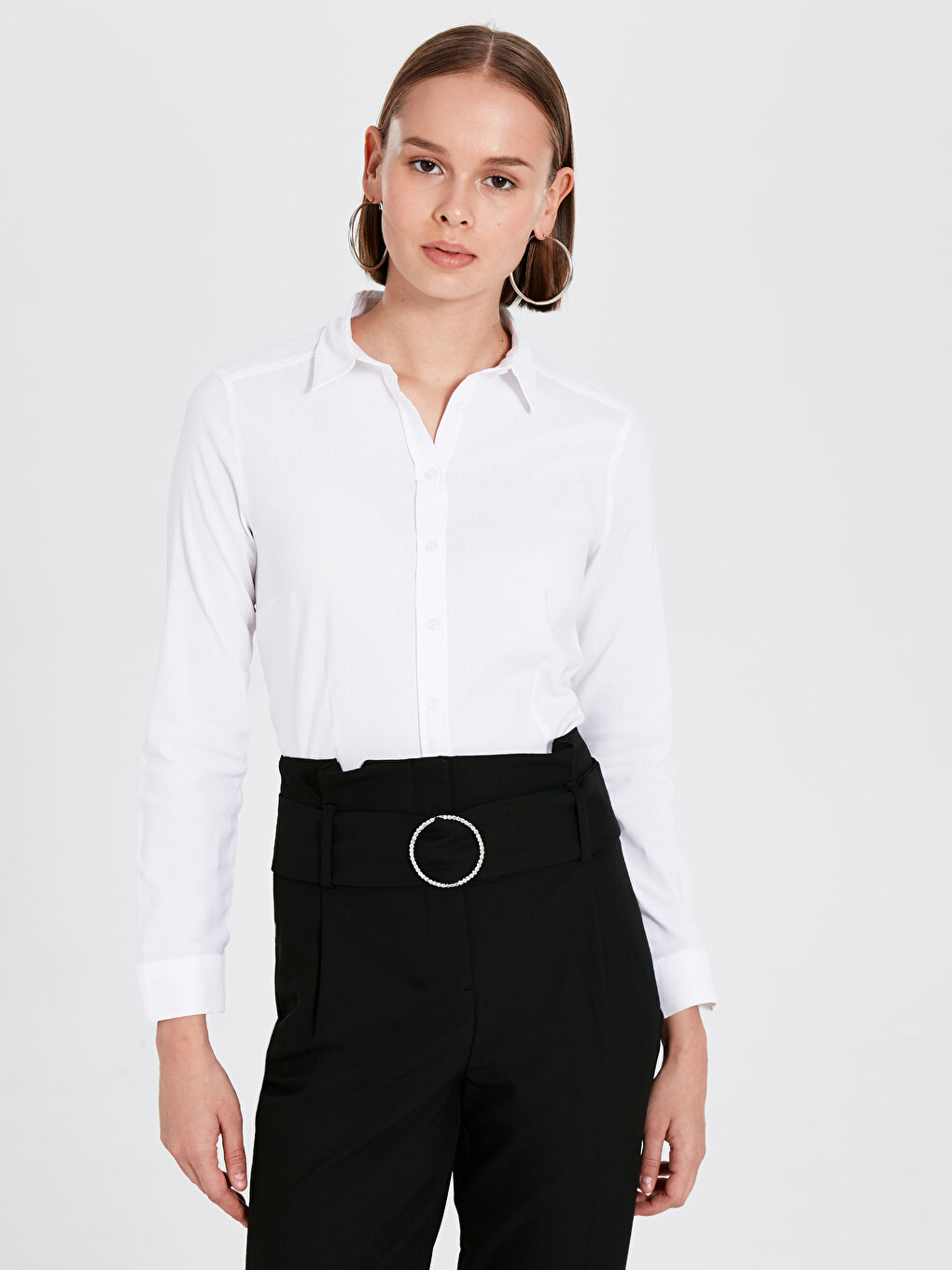 Ekru Önden Düğme Kapamalı Uzun Kollu Poplin Kadın Gömlek