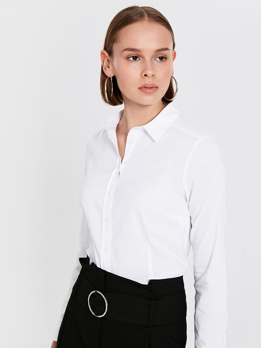 Ekru Önden Düğme Kapamalı Uzun Kollu Poplin Kadın Gömlek-2