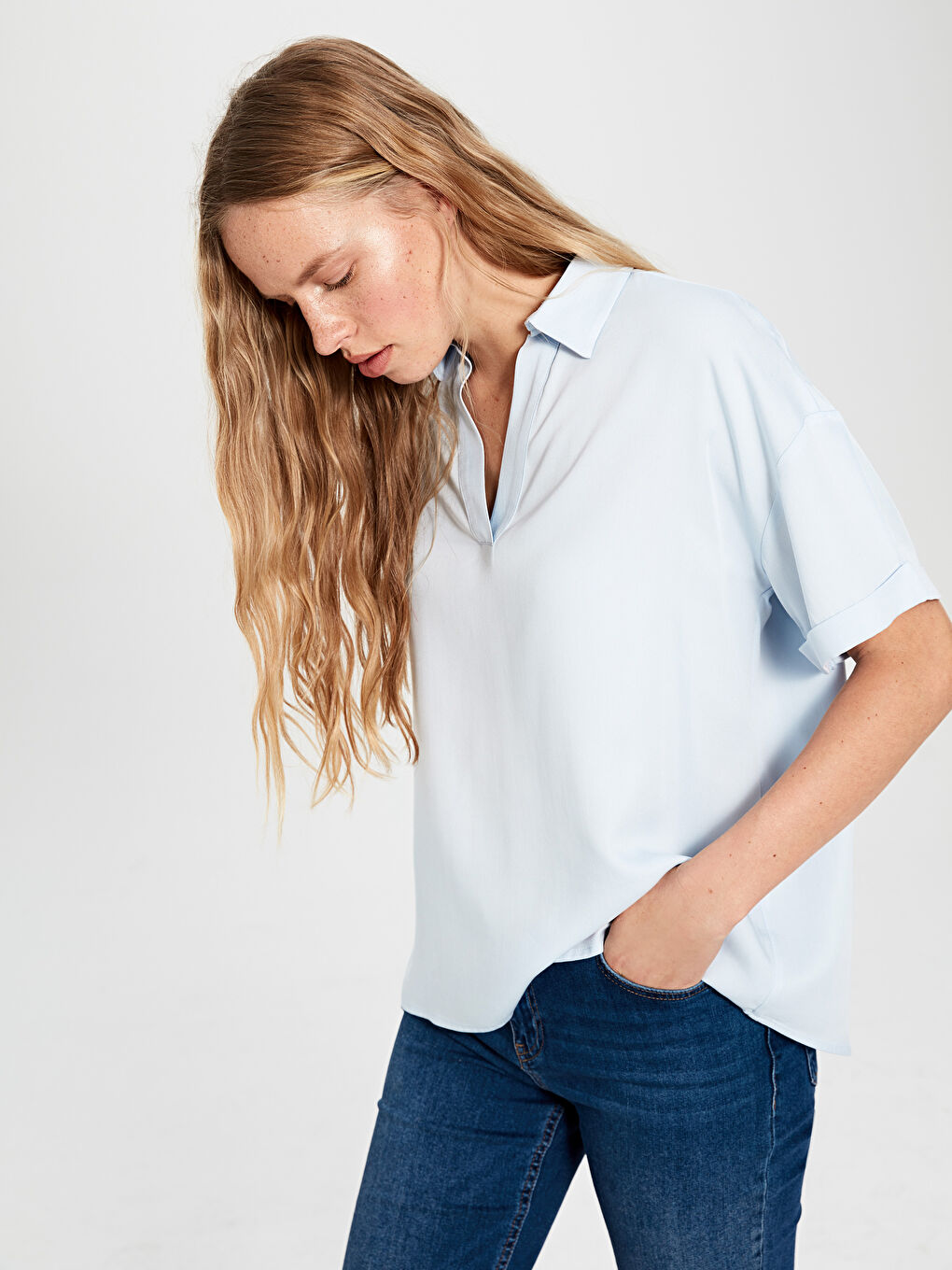 Mavi Rahat Kalıp Kısa Kollu Kadın Bluz