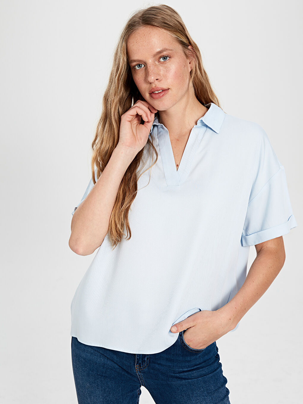 Mavi Rahat Kalıp Kısa Kollu Kadın Bluz-1