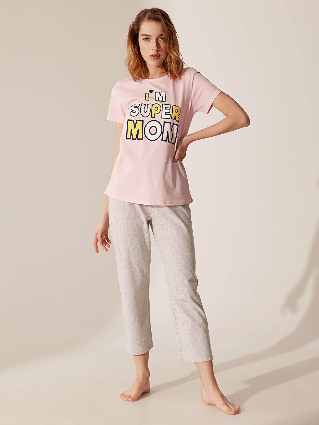 Gri Bisiklet Yaka Kısa Kollu Kadın Pijama Takım