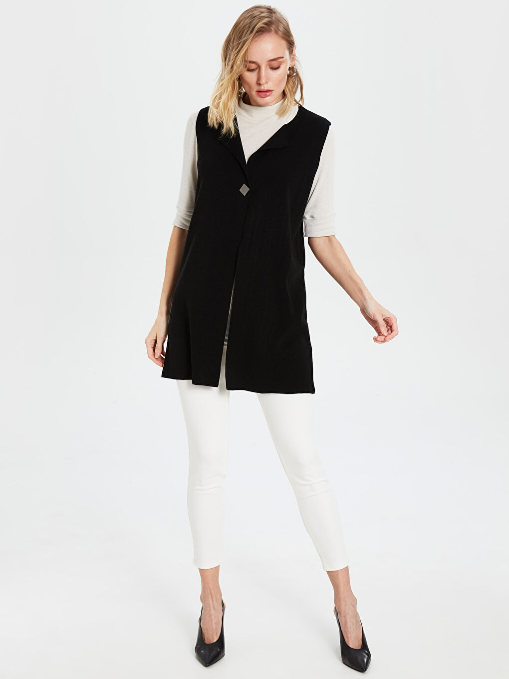 Siyah V Yaka Kadın Yelek-2