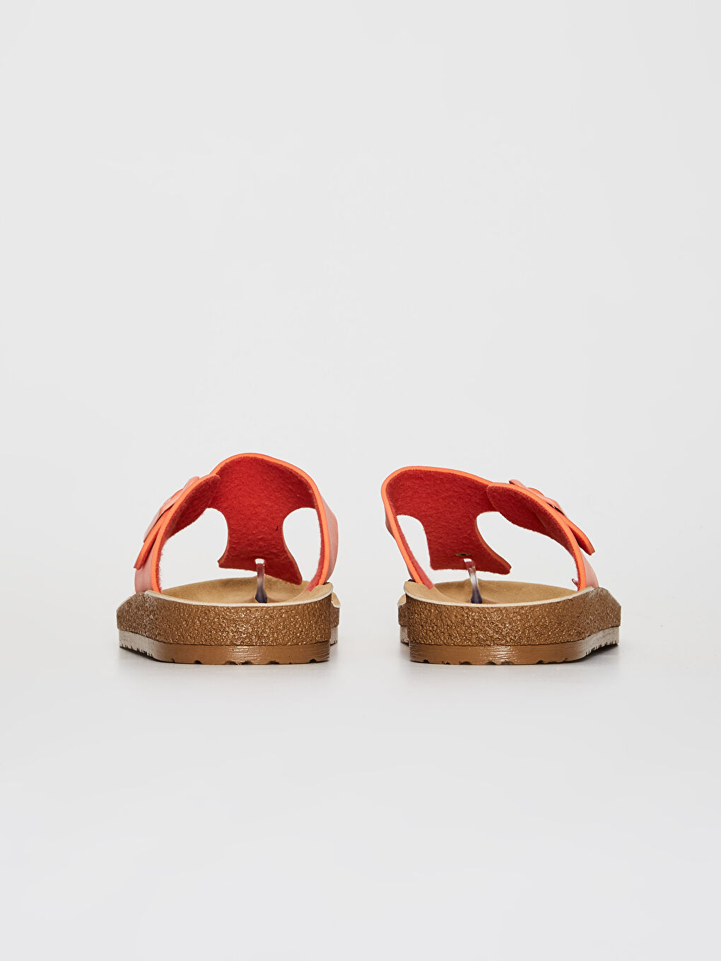 Kırmızı Kadın Toka Detaylı Parmak Arası Terlik-3