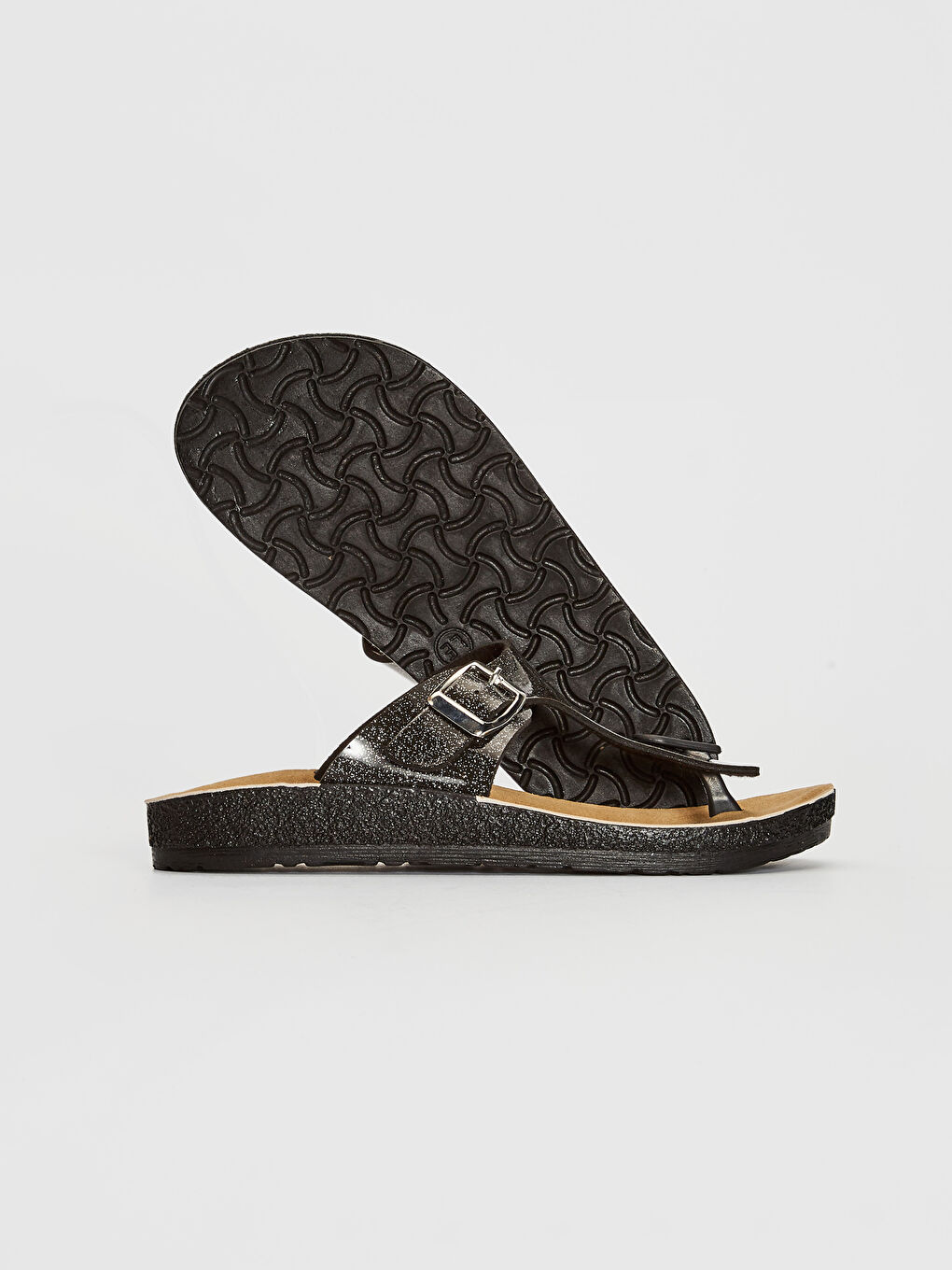 Женские шлепанцы с пряжкой-2