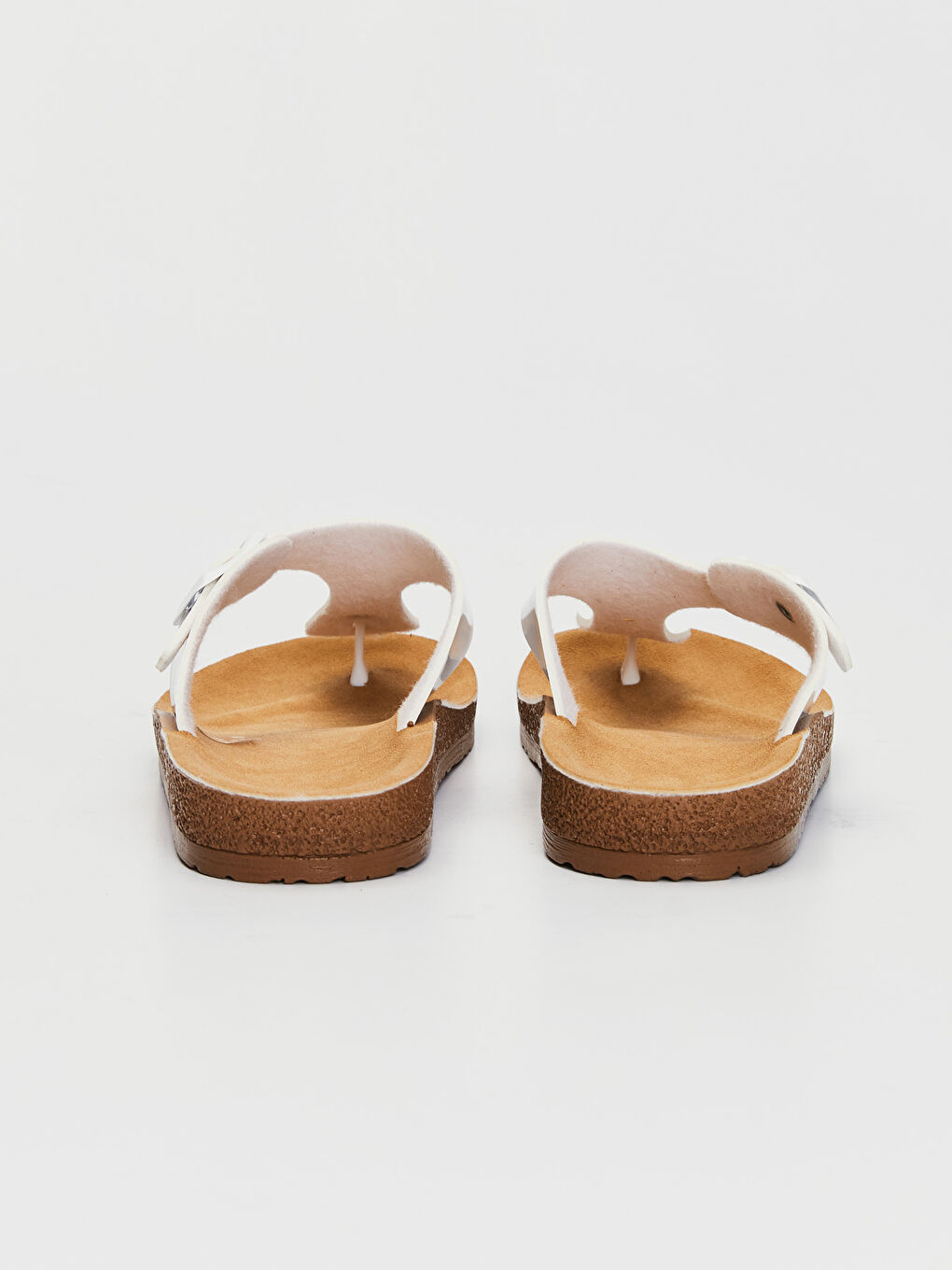 Beyaz Kadın Toka Detaylı Parmak Arası Terlik-3