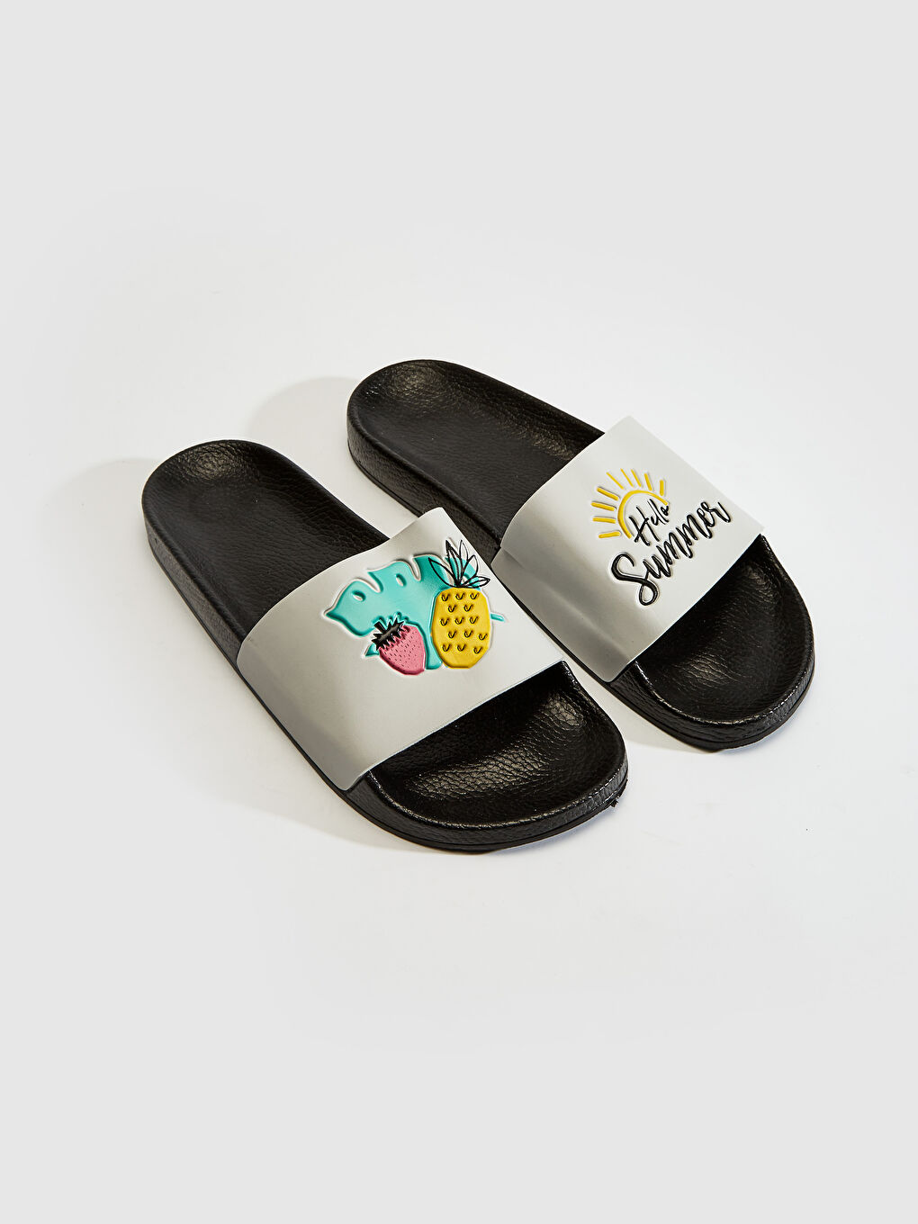 Однополосные женские тапочки с принтом