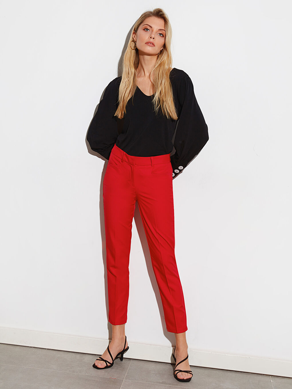 Kırmızı Bilek Boy Cigarette Esnek Kumaş Pantolon