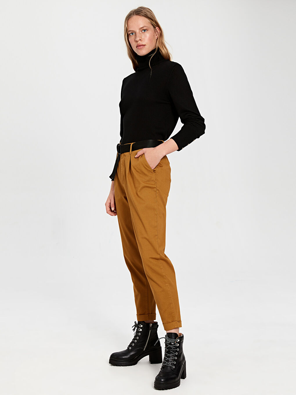 Kahverengi Rahat Kalıp Gabardin Kadın Pantolon-1