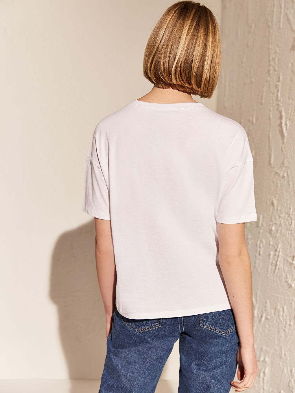 Crew Neck Short Sleeve Women's T-Shirt-4