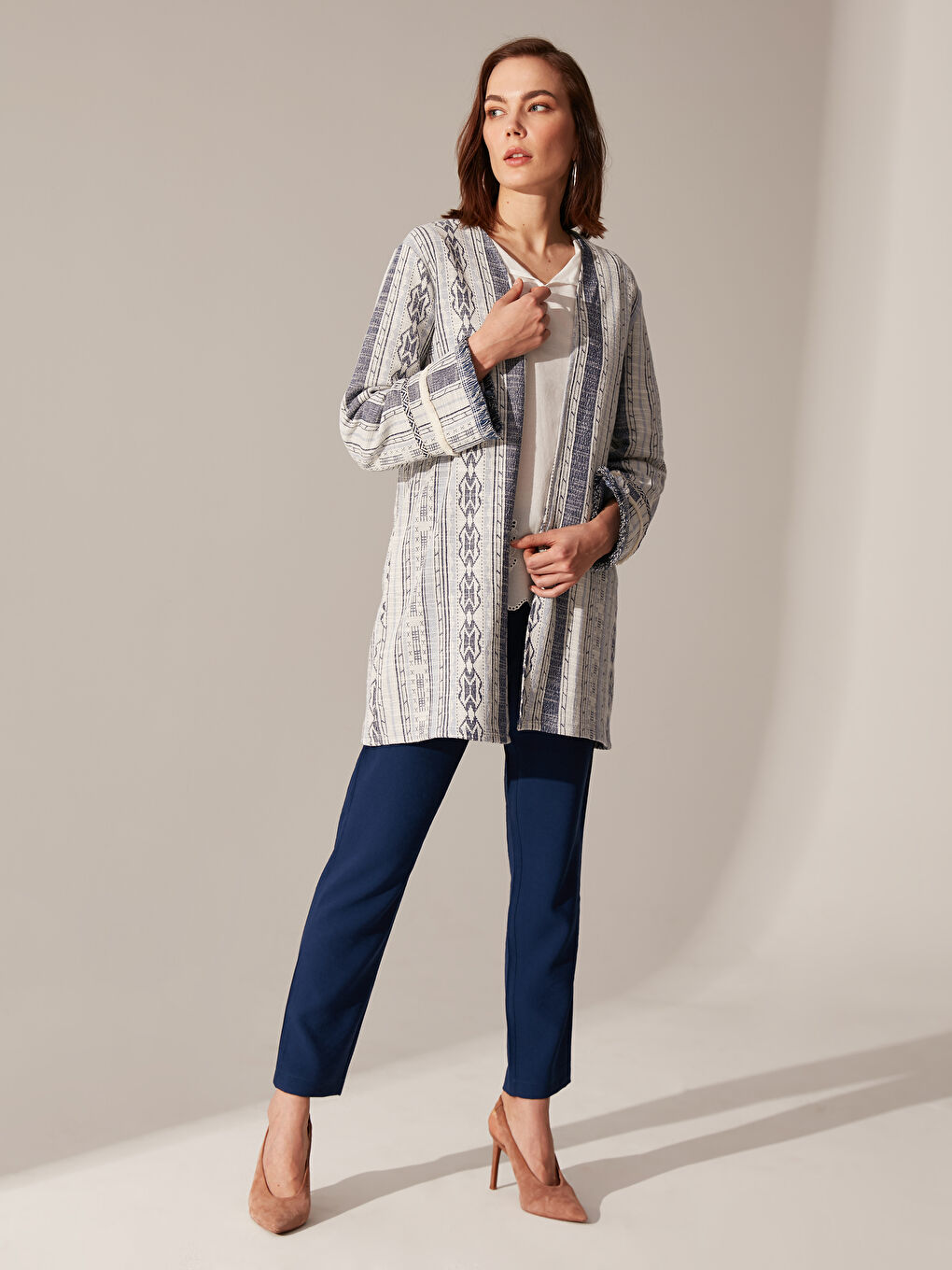 Karışık V Yaka Uzun Kollu Kadın Hırka-3