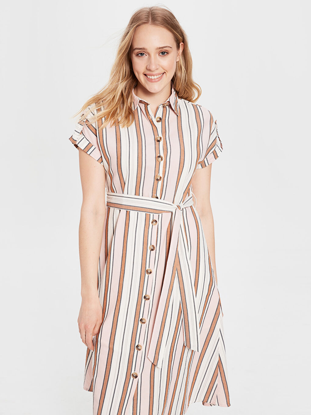 Pembe Standart Fit Kısa Kollu Poplin Kadın Gömlek Elbise-1