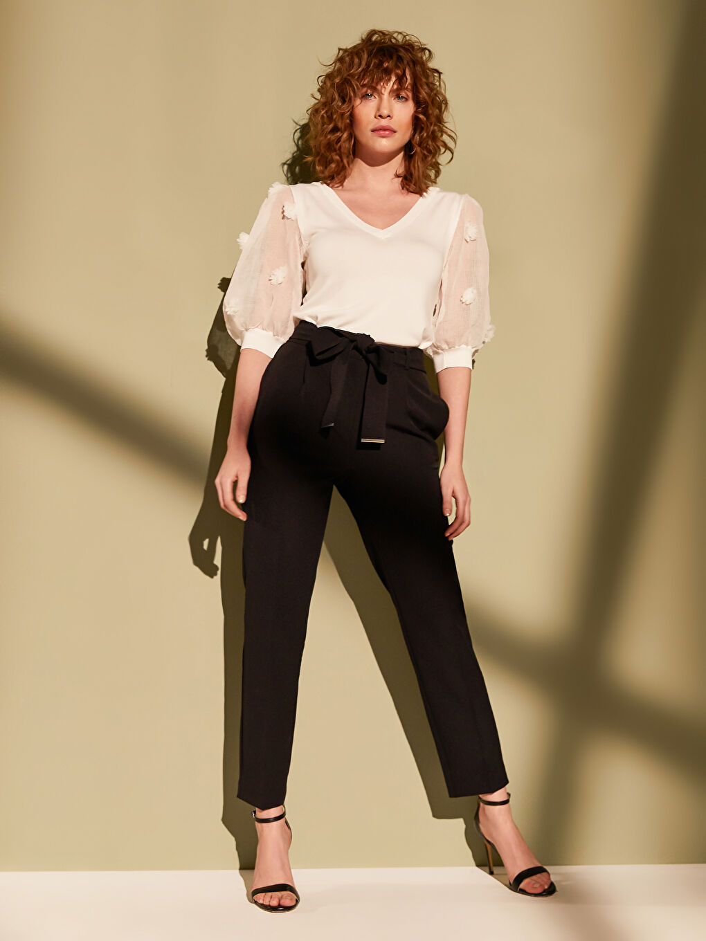 Pantalon en Lin Coupe Confortable pour Femmes-1