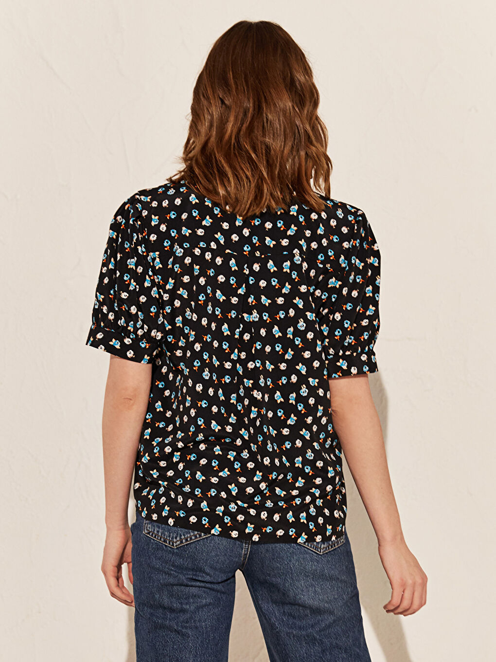 Blouse Pour Femmes À Encolure En V Et Coupe Standard-4