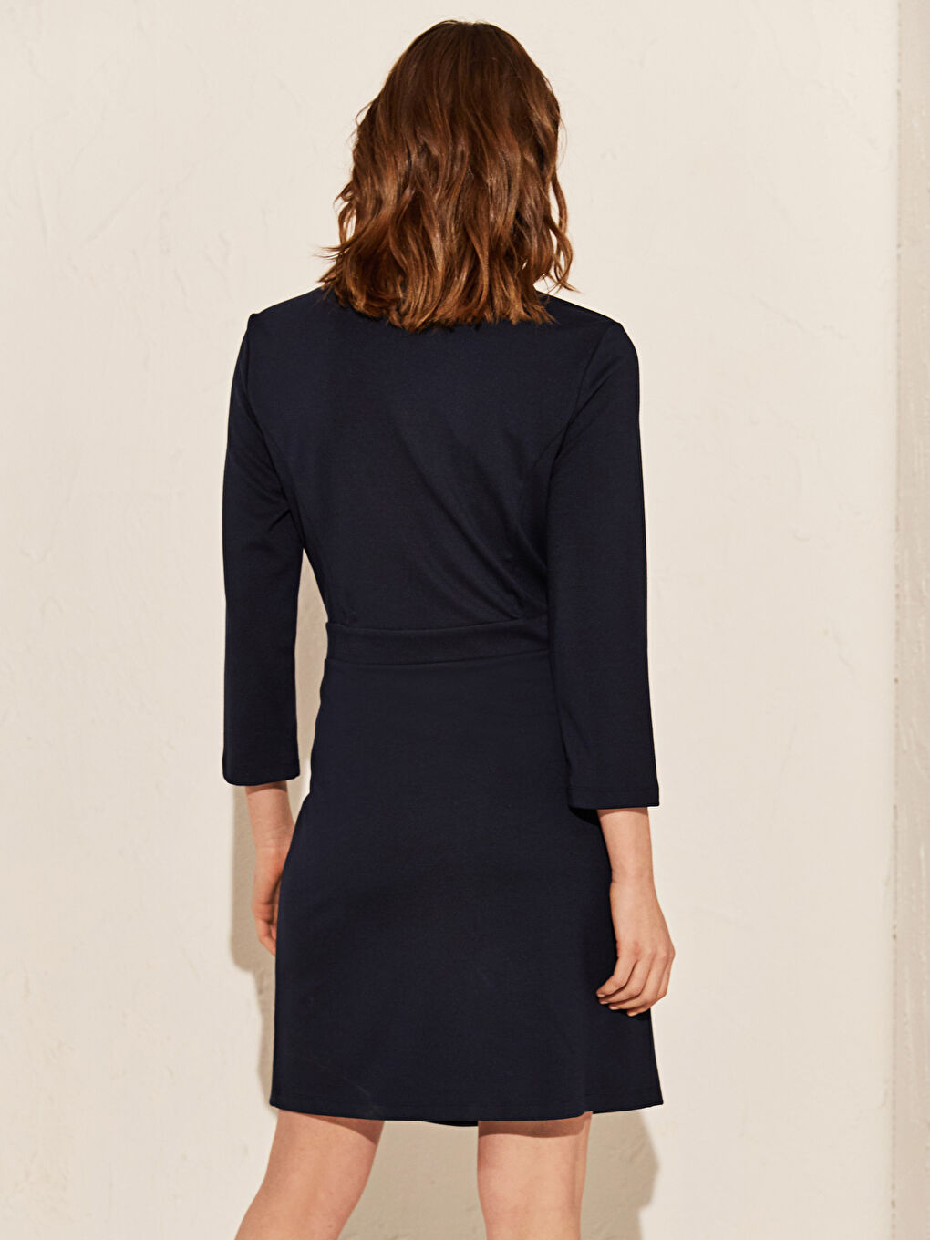 Әйелдерге арналған қос түймелі өрнексіз көйлек-3