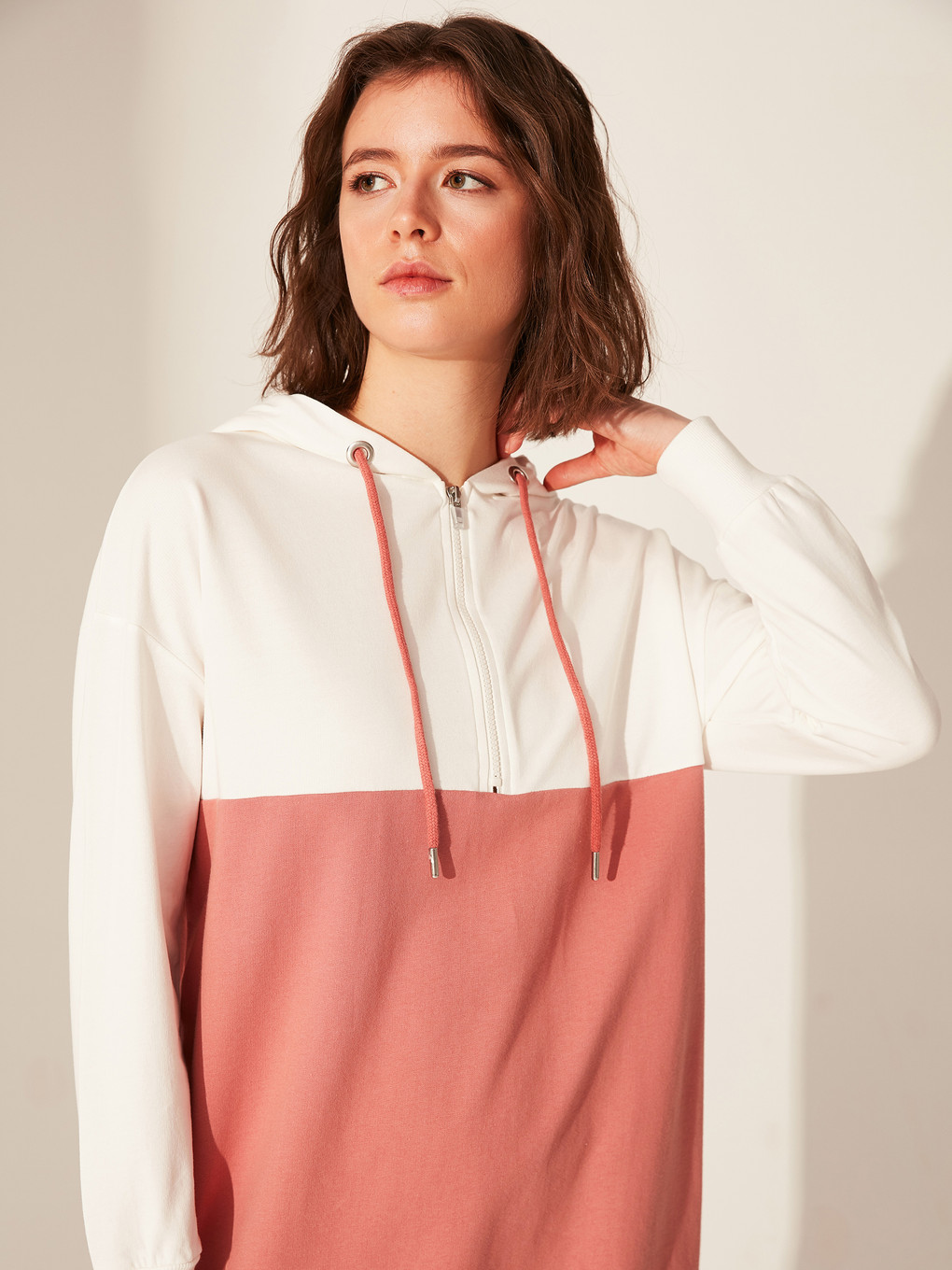 Pembe Renk Bloklu Kapüşonlu Oversize Sweatshirt-2