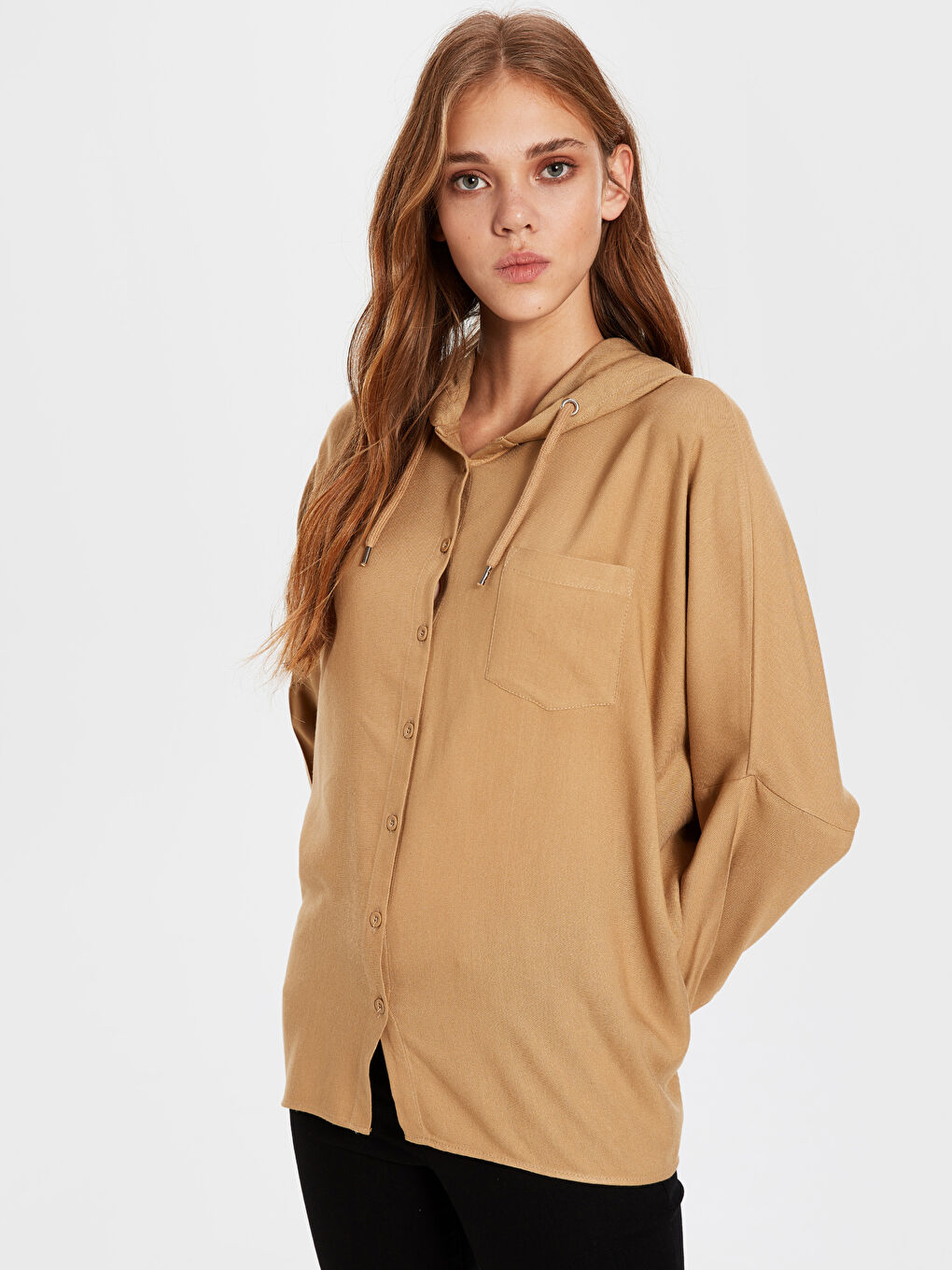 Bej Rahat Kalıp Uzun Kollu Kadın Gömlek