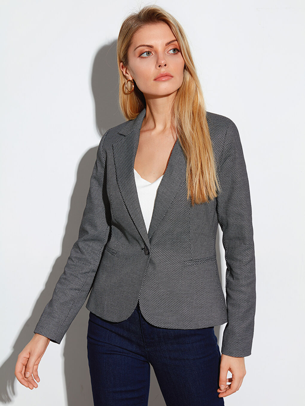 Siyah Dar Fit Uzun Kollu Kadın Ceket-1