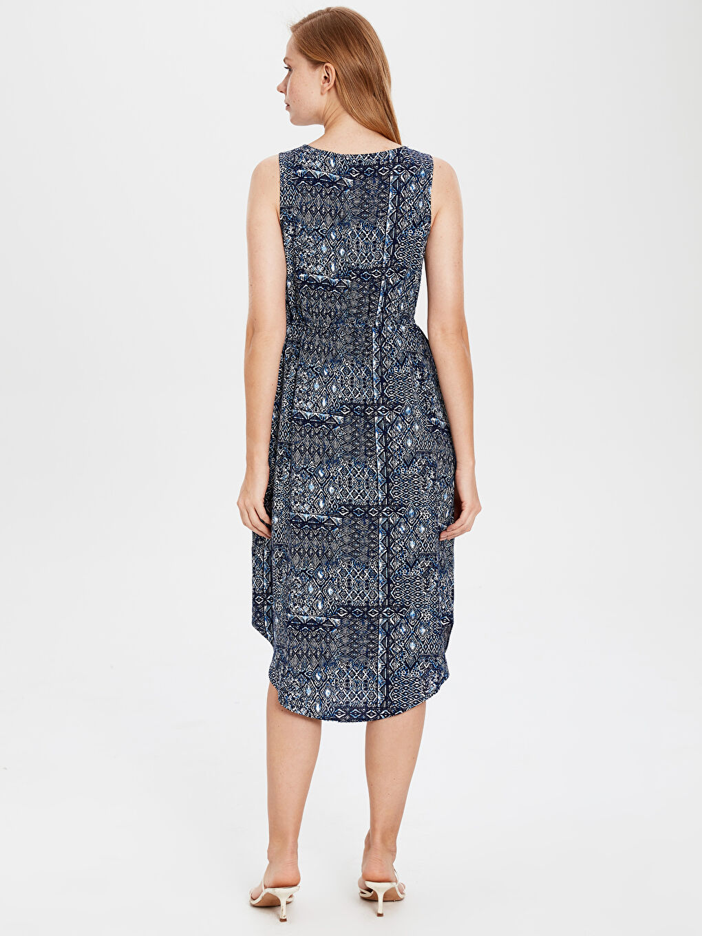 Платье с круглым вырезом и узором для женщин-10