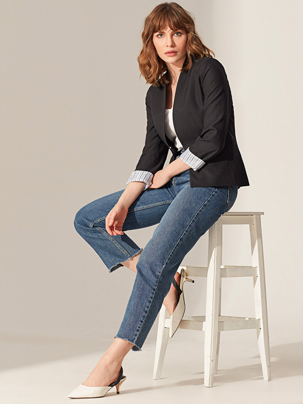 Siyah Şal Yaka Dar Fit Uzun Kollu Kadın Ceket