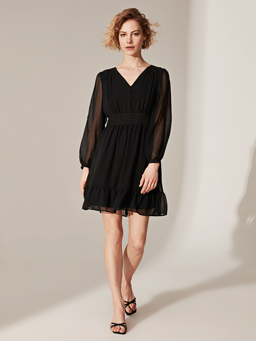 Siyah V Yaka Uzun Kollu Şifon Kadın Elbise-1