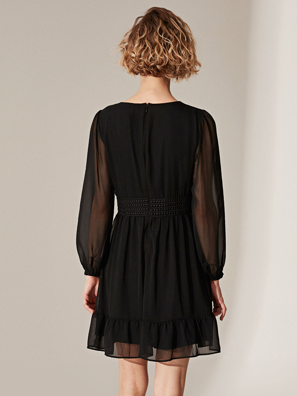 Siyah V Yaka Uzun Kollu Şifon Kadın Elbise-2