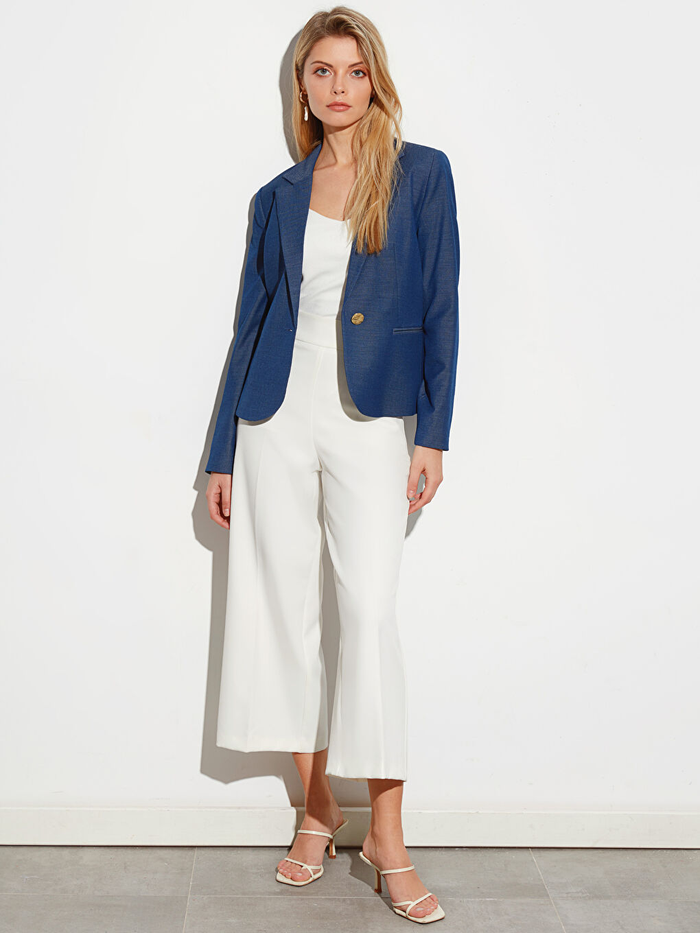 Mavi Dar Fit Uzun Kollu Kadın Ceket-2