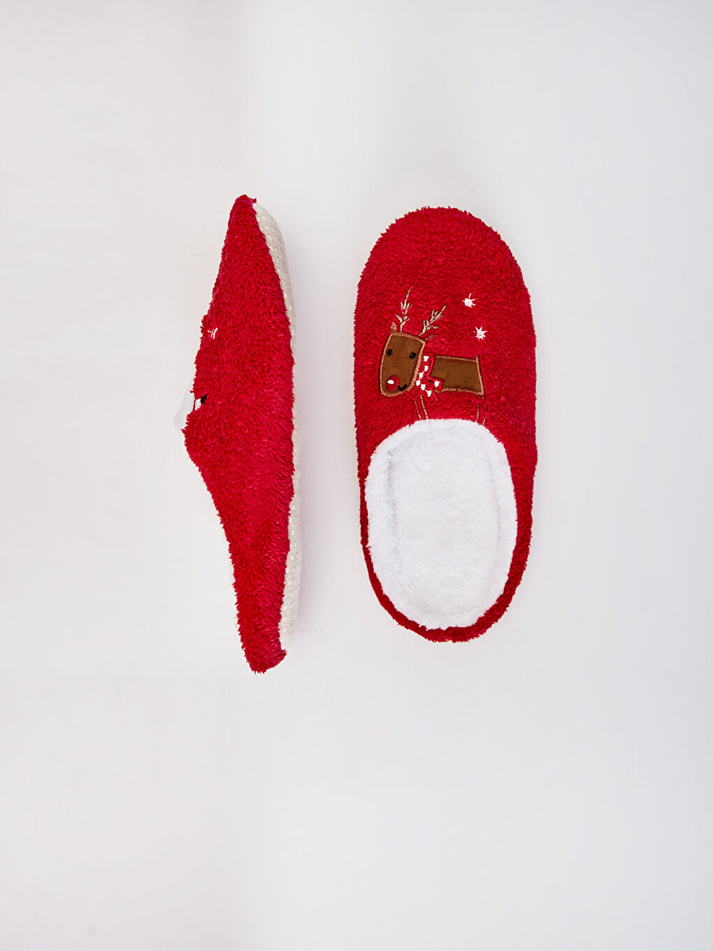 ქალი წითელი სახლის ჩუსტები-1