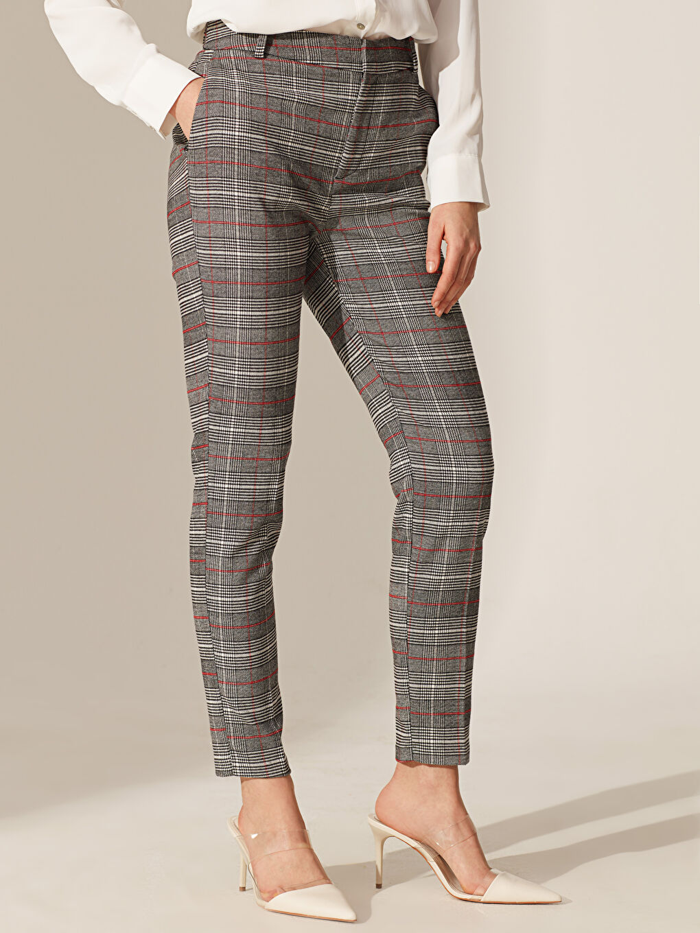 Siyah Dar Fit Kadın Pantolon-2