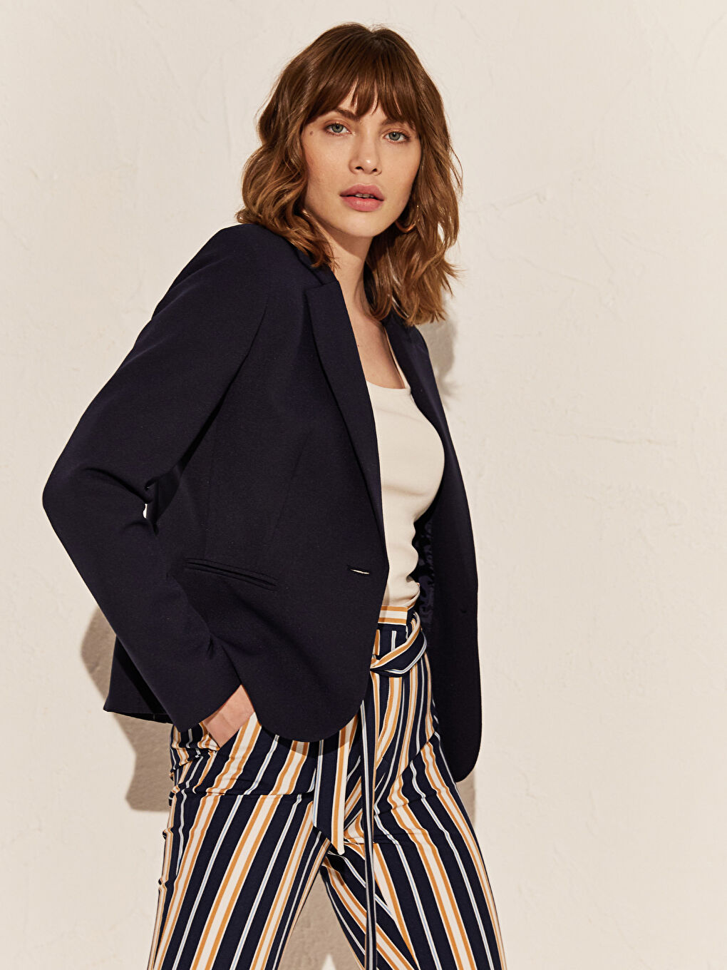 Women's Slim Fit Long Sleeve Jacket