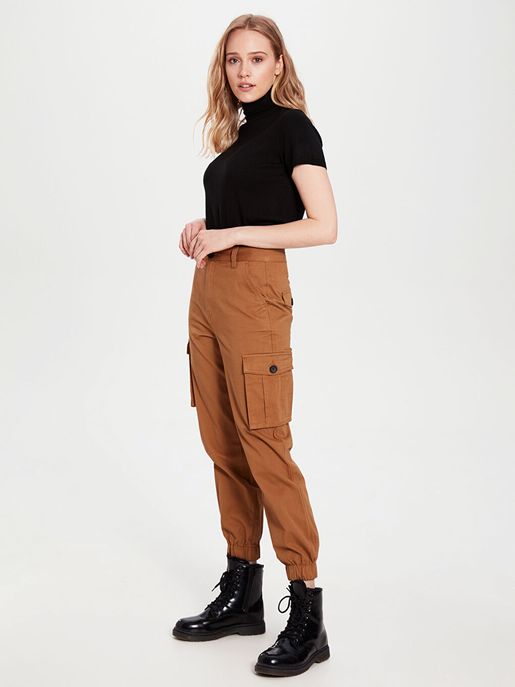 Bej Standart Fit Gabardin Kadın Pantolon-1