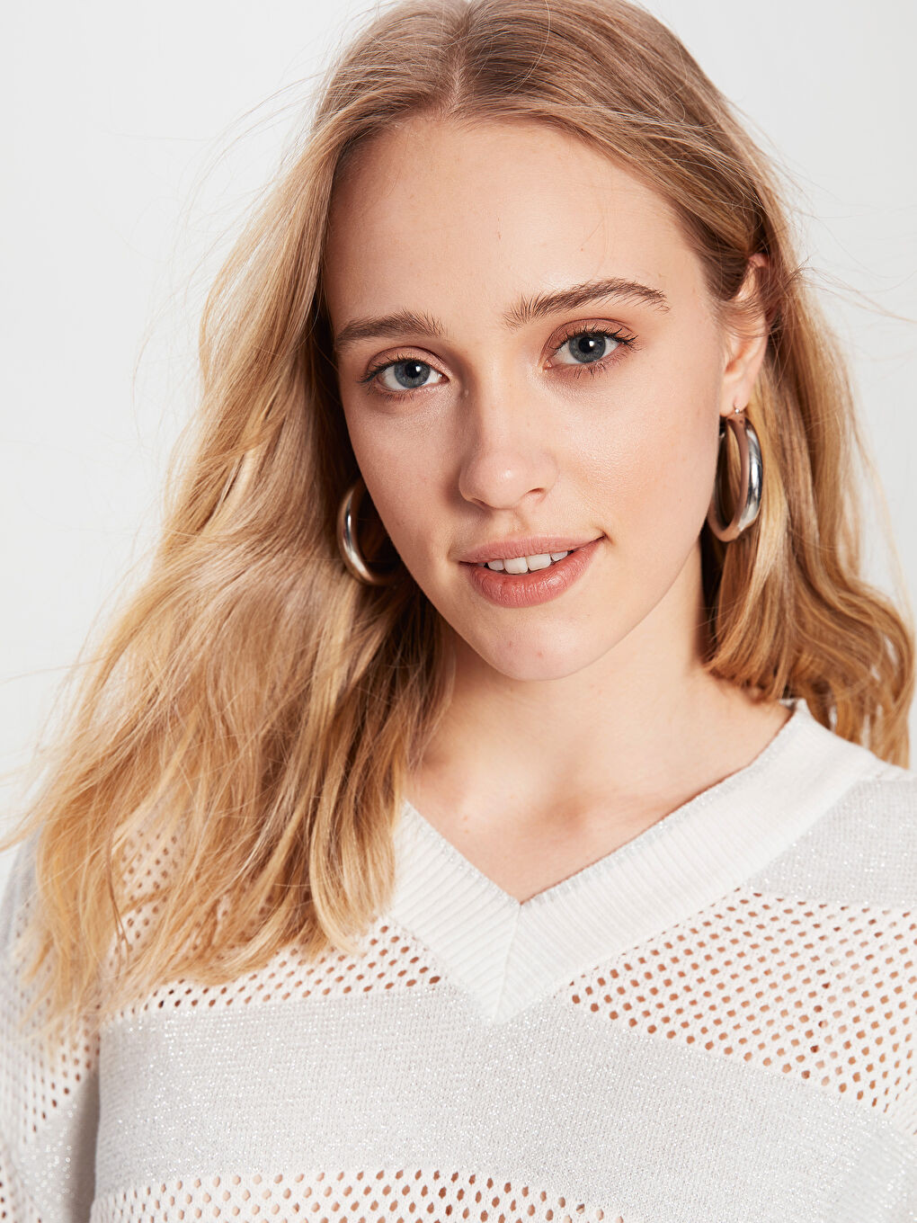 Gri V Yaka Kadın Kazak-4