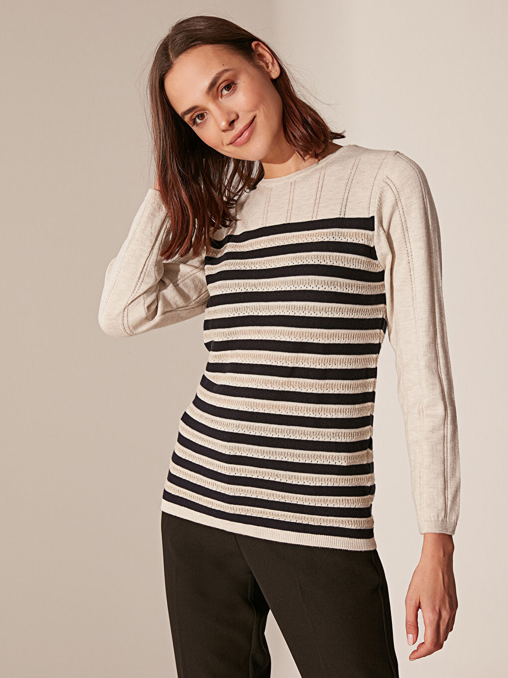 Bej Bisiklet Yaka Uzun Kollu Kadın Kazak-1